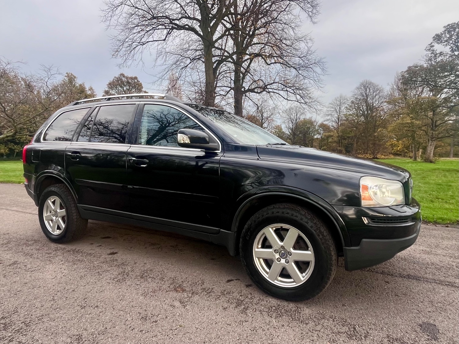 Used Volvo XC90 2010 for sale - 76670483: Photo 1