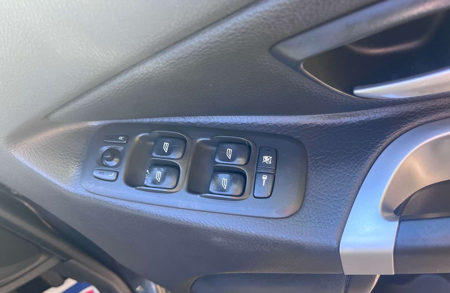 Used Volvo XC90 2010 for sale - 75722695: Photo 13