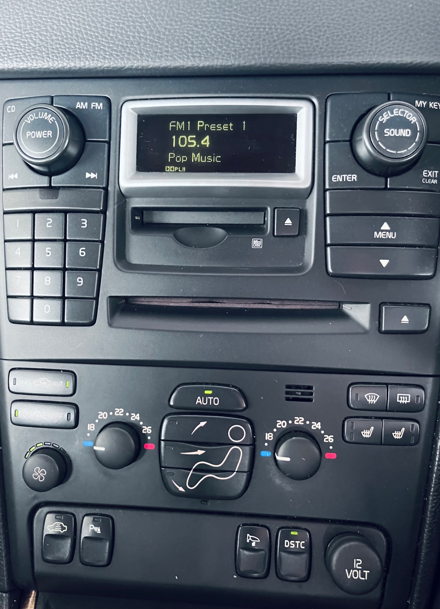 Used Volvo XC90 2005 for sale - 76665390: Photo 27