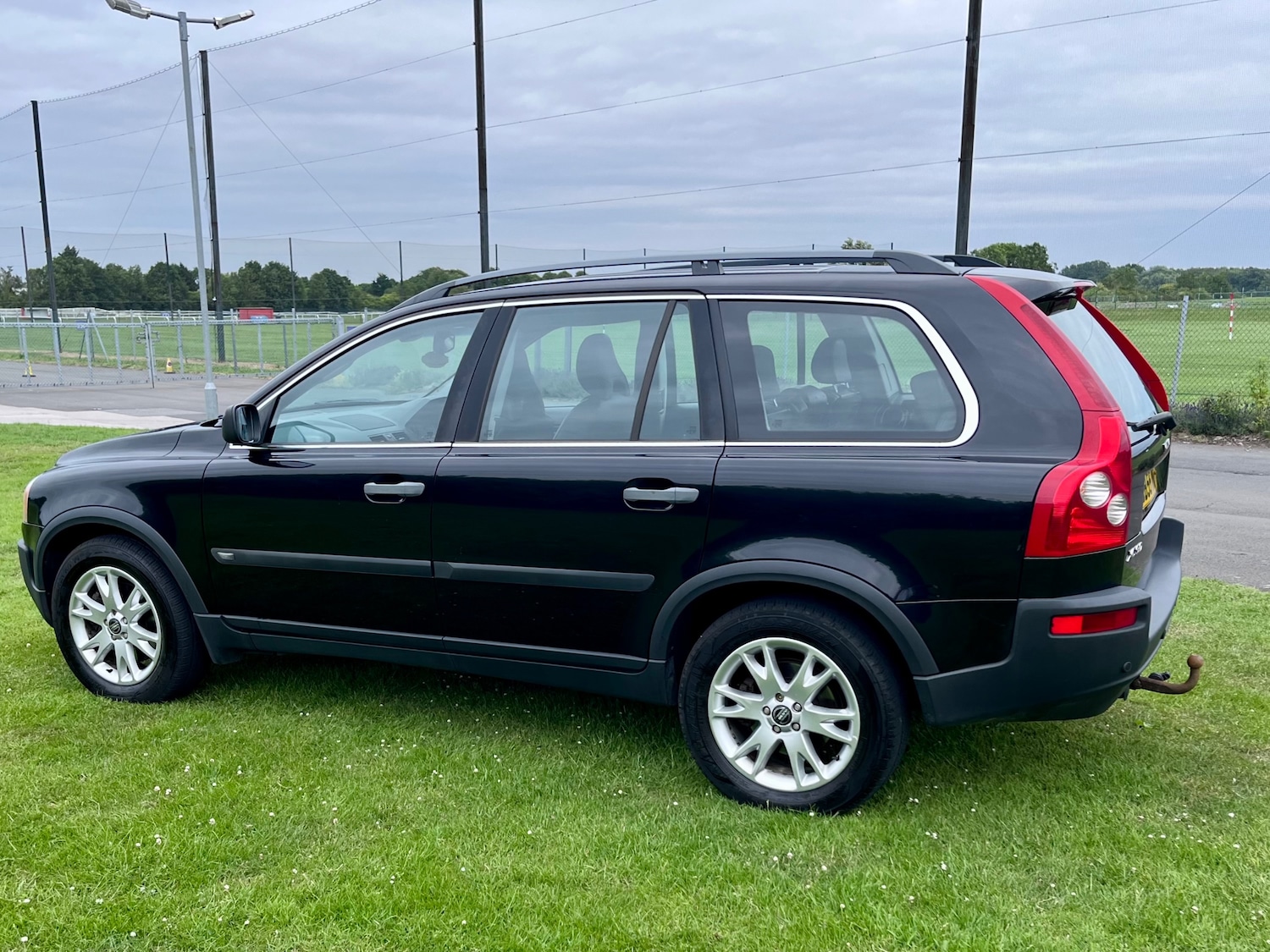 Used Volvo XC90 2005 for sale - 76665390: Photo 49