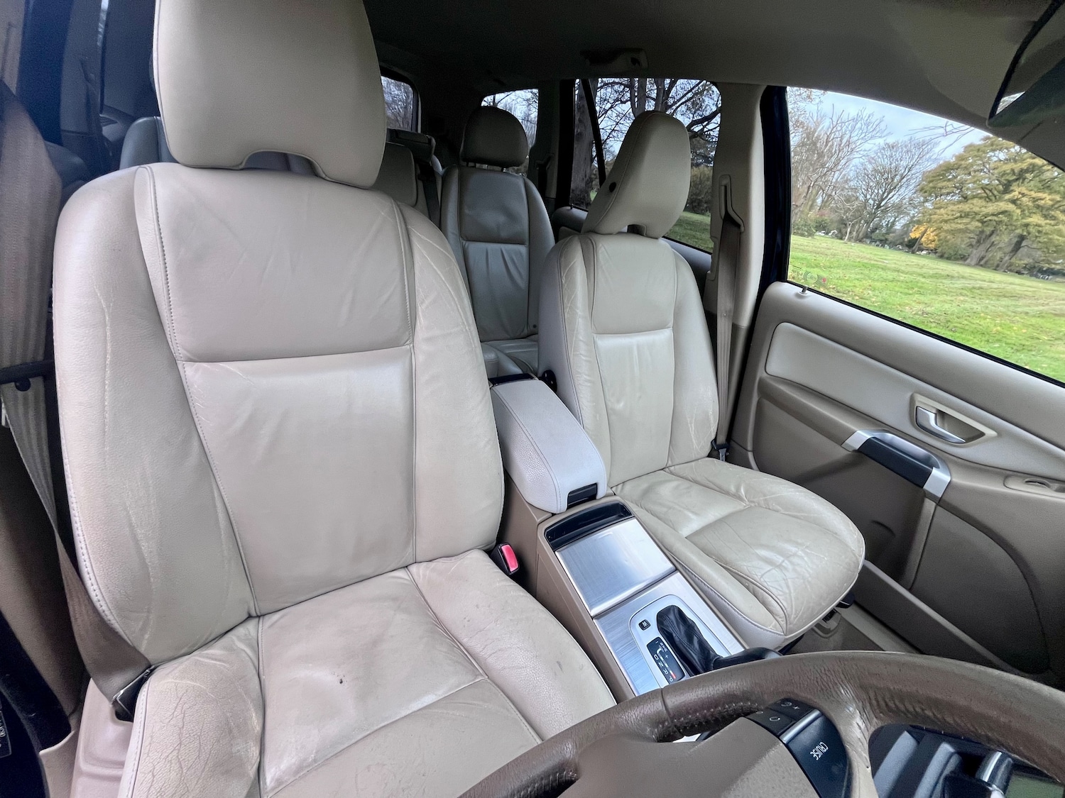 Used Volvo XC90 2011 for sale - 76539889: Photo 15