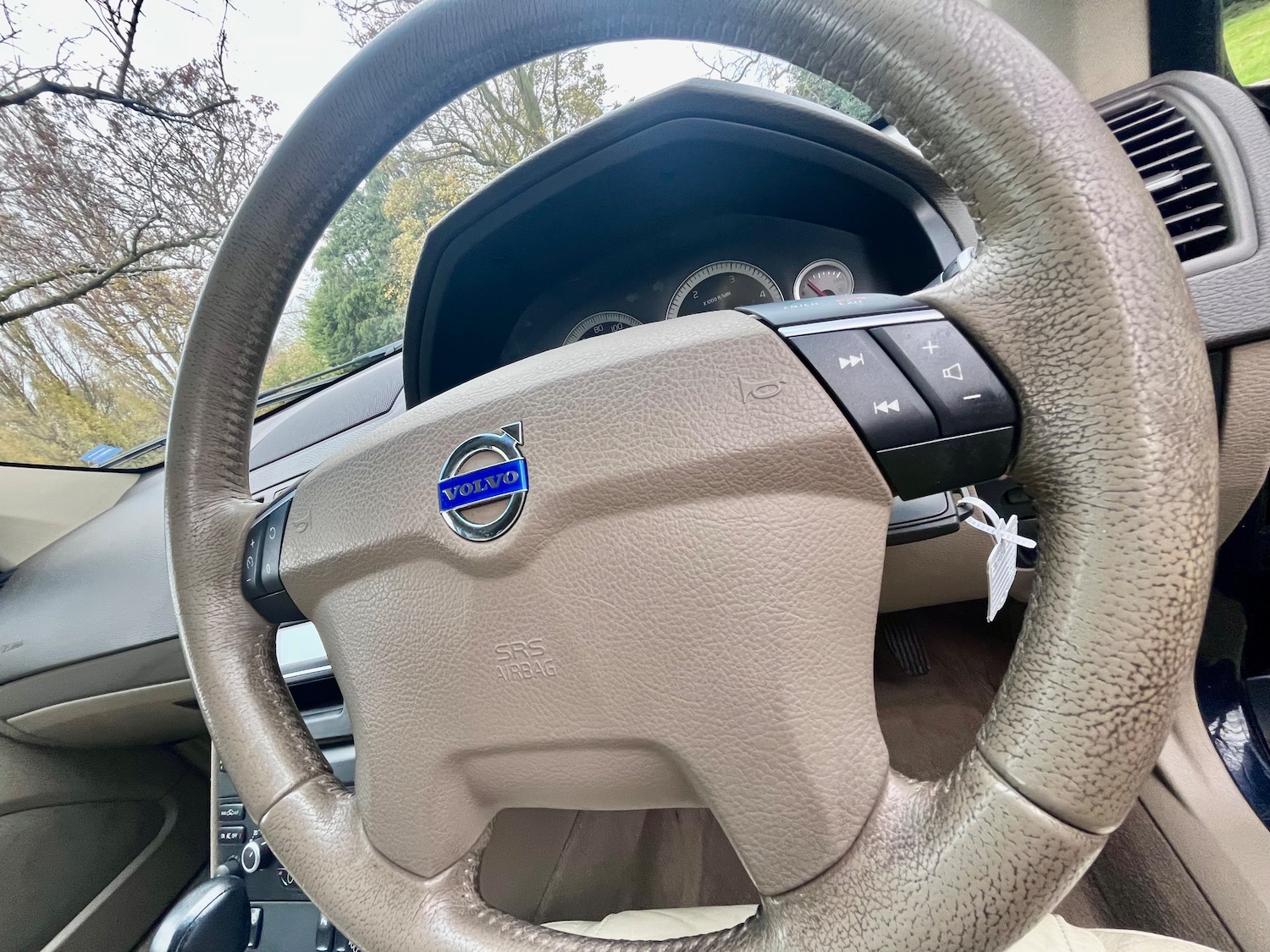 Used Volvo XC90 2011 for sale - 76539889: Photo 16