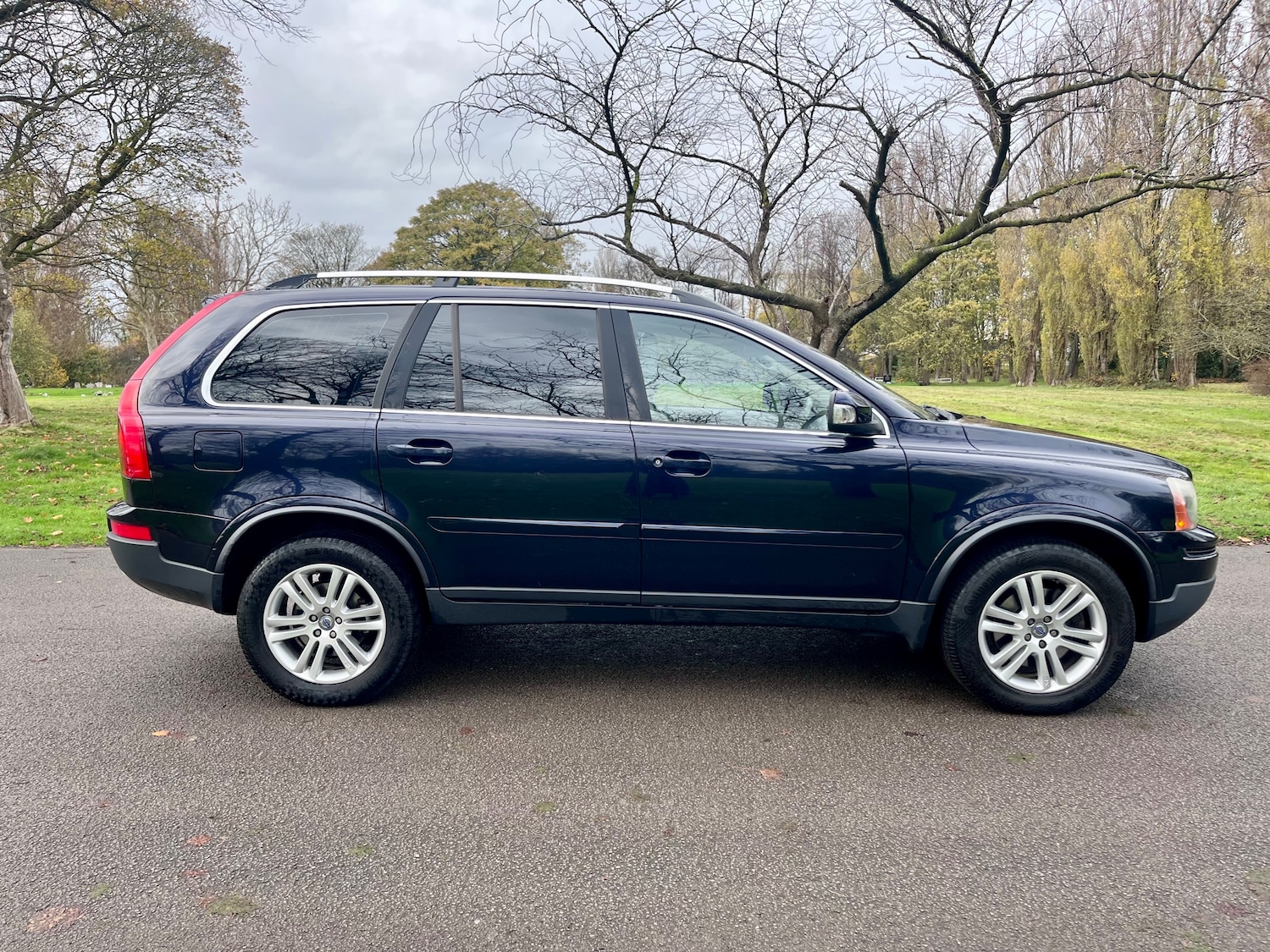 Used Volvo XC90 2011 for sale - 76539889: Photo 40