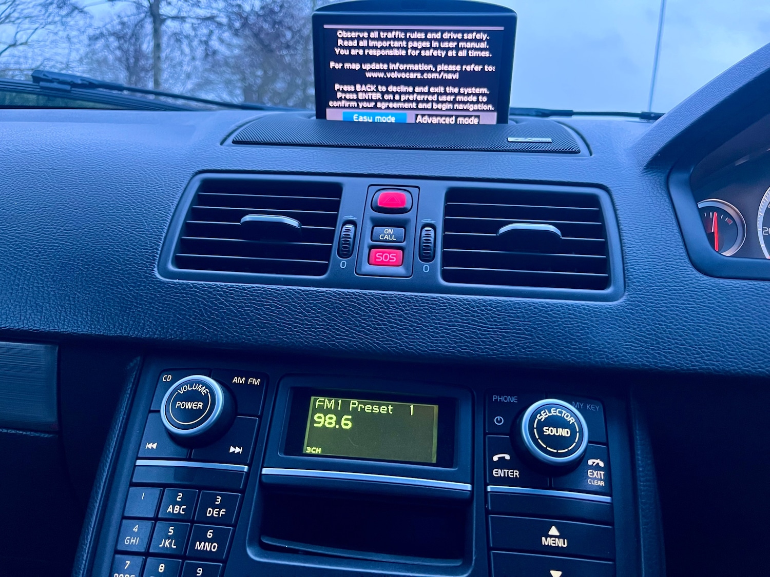 Used Volvo XC90 2011 for sale - 76854909: Photo 14