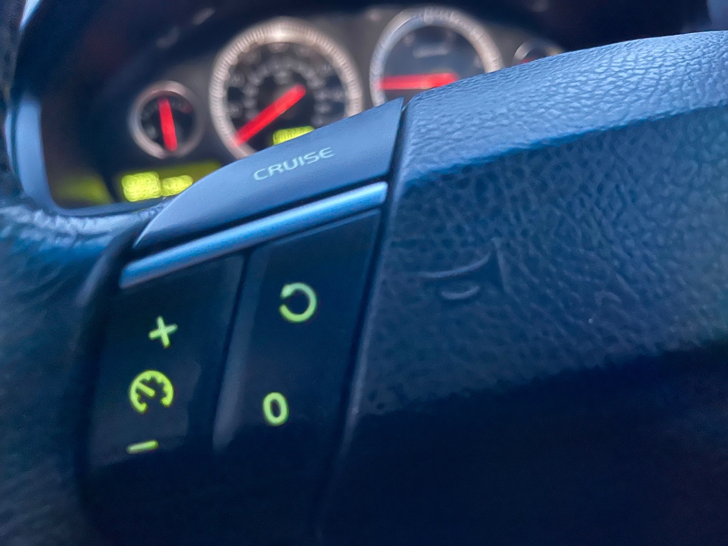 Used Volvo XC90 2011 for sale - 76854909: Photo 16