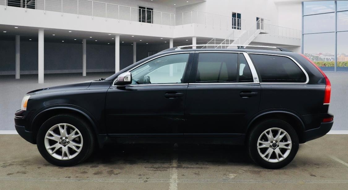 Used Volvo XC90 2011 for sale - 76854909: Photo 4
