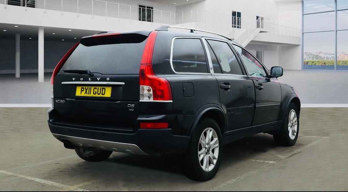 Used Volvo XC90 2011 for sale - 76854909: Photo 9