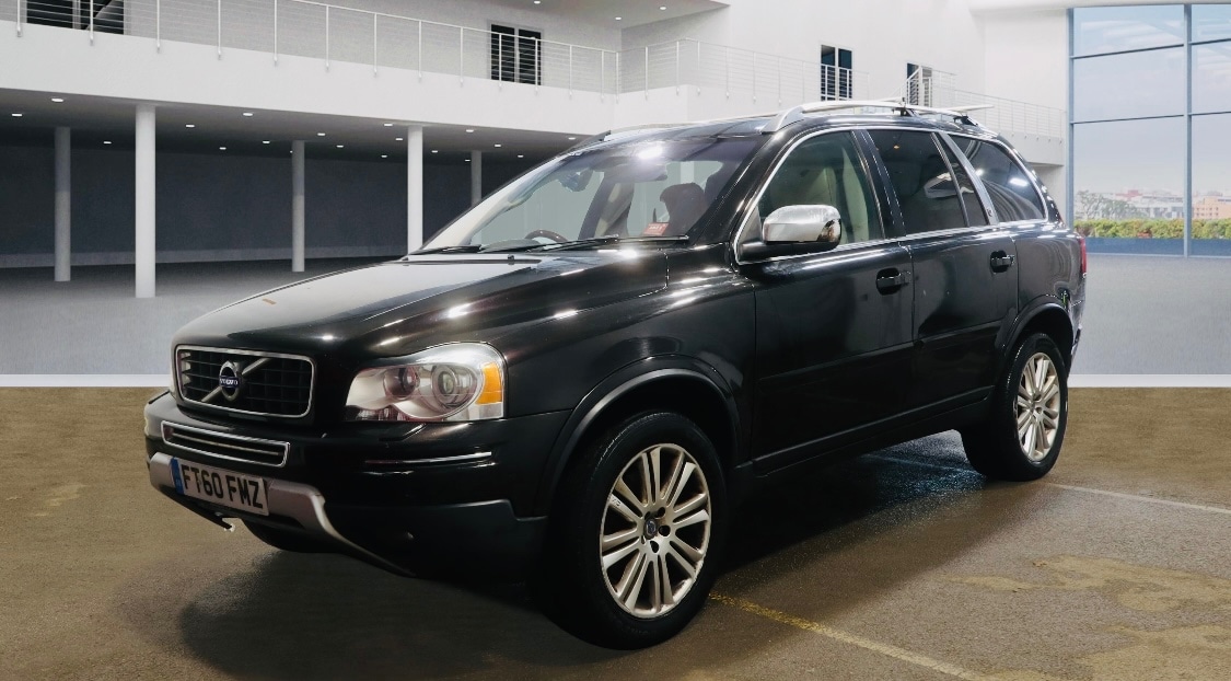 Used Volvo XC90 2011 for sale - 77092806: Photo 2