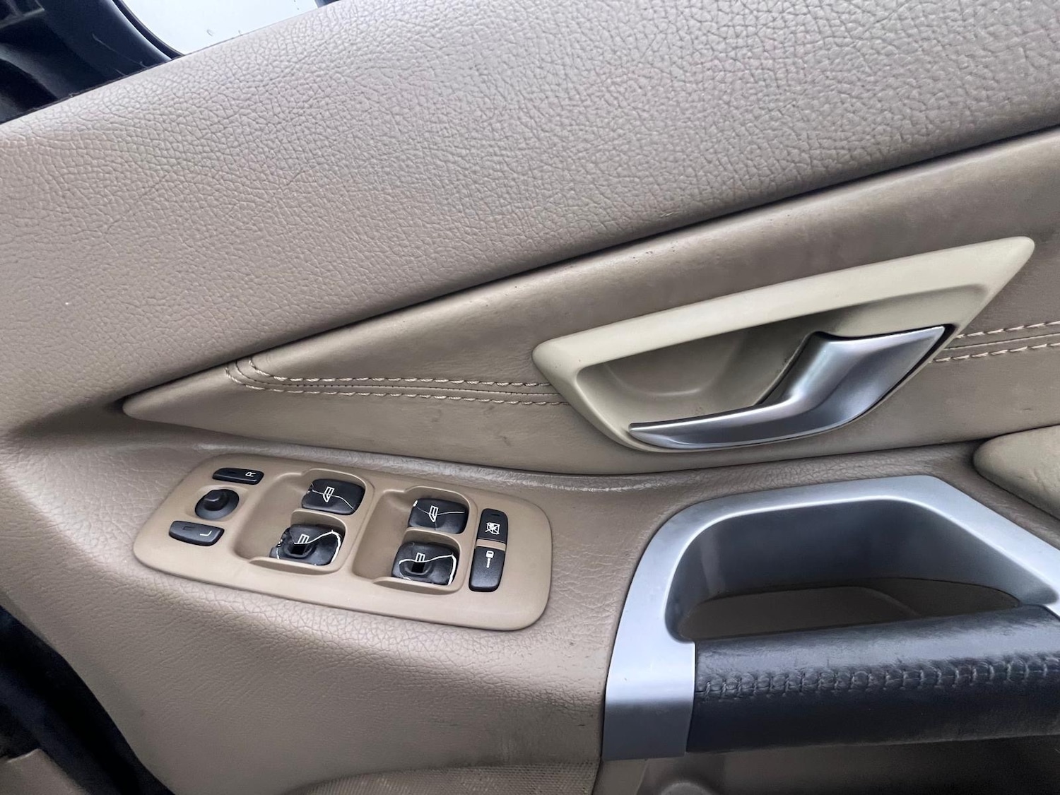 Used Volvo XC90 2011 for sale - 77092806: Photo 30