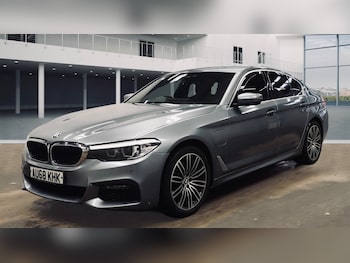Used BMW 5 Series 2018 for sale - 77533675: Photo