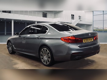 Used BMW 5 Series 2018 for sale - 77533675: Photo