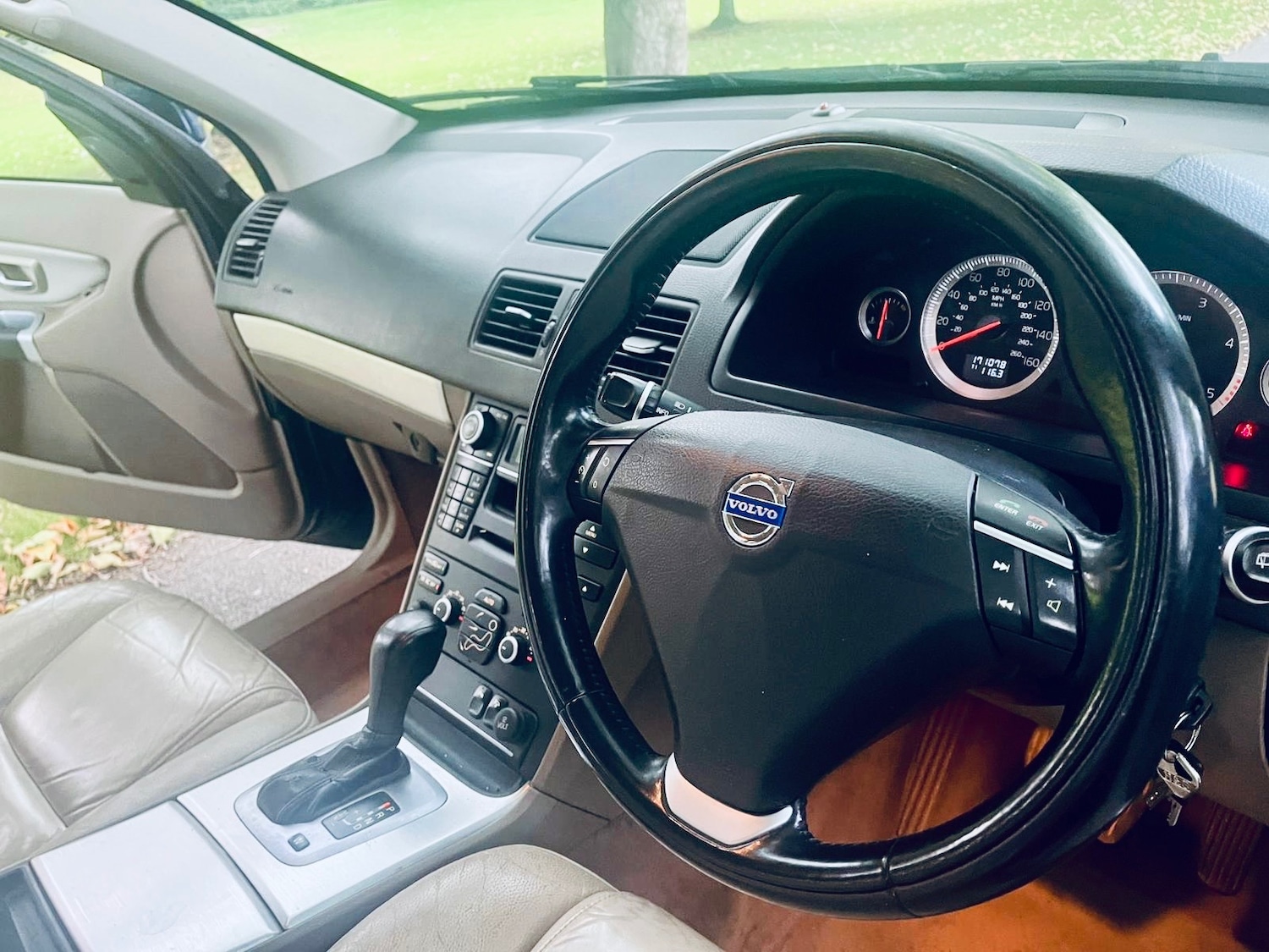 Used Volvo XC90 2012 for sale - 75793101: Photo 13