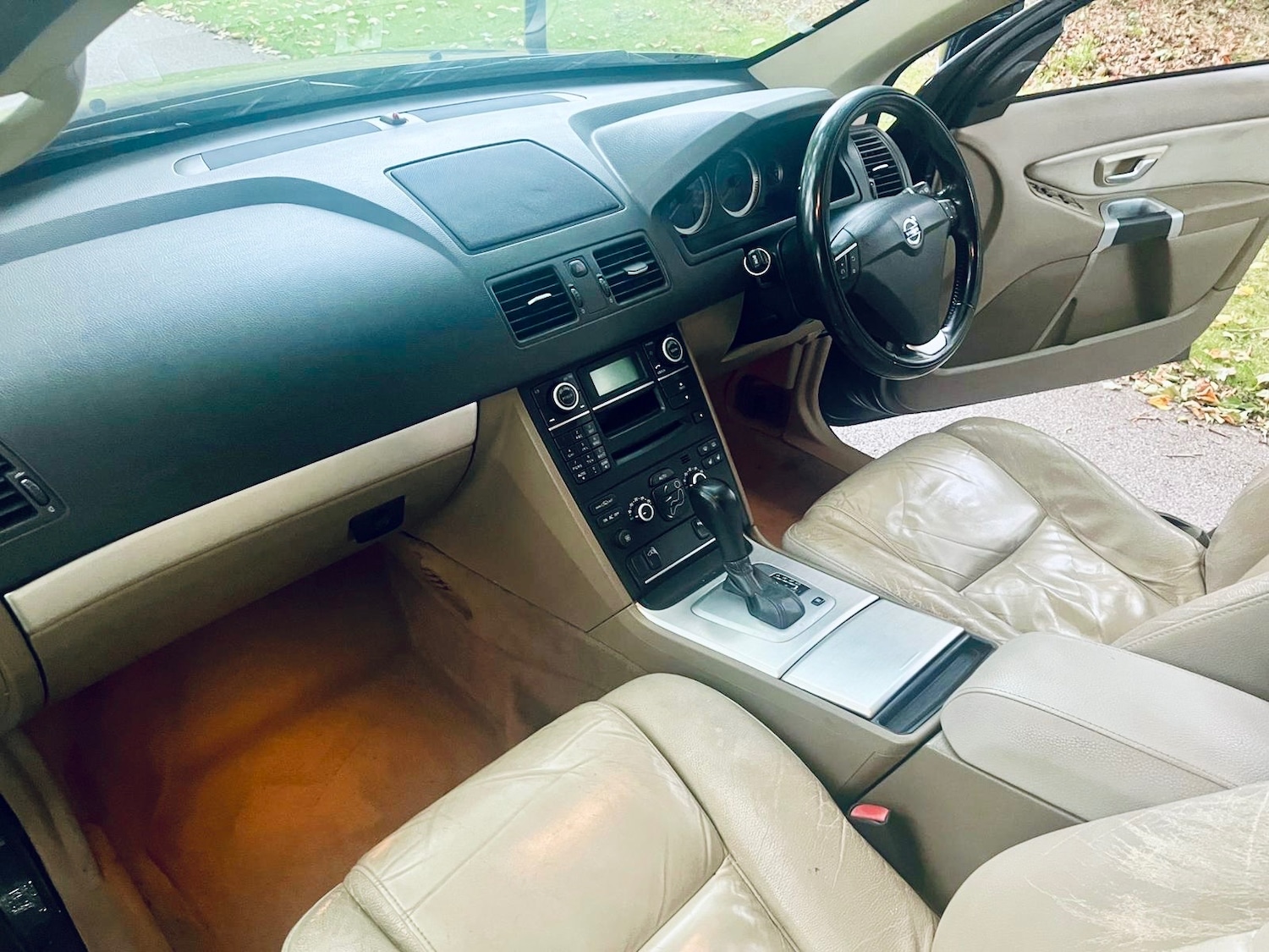 Used Volvo XC90 2012 for sale - 75793101: Photo 19