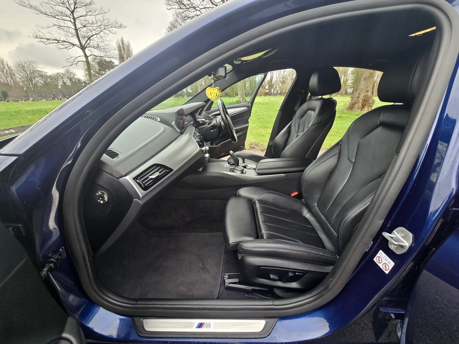 Used BMW 5 Series 2018 for sale - 77706477: Photo 15