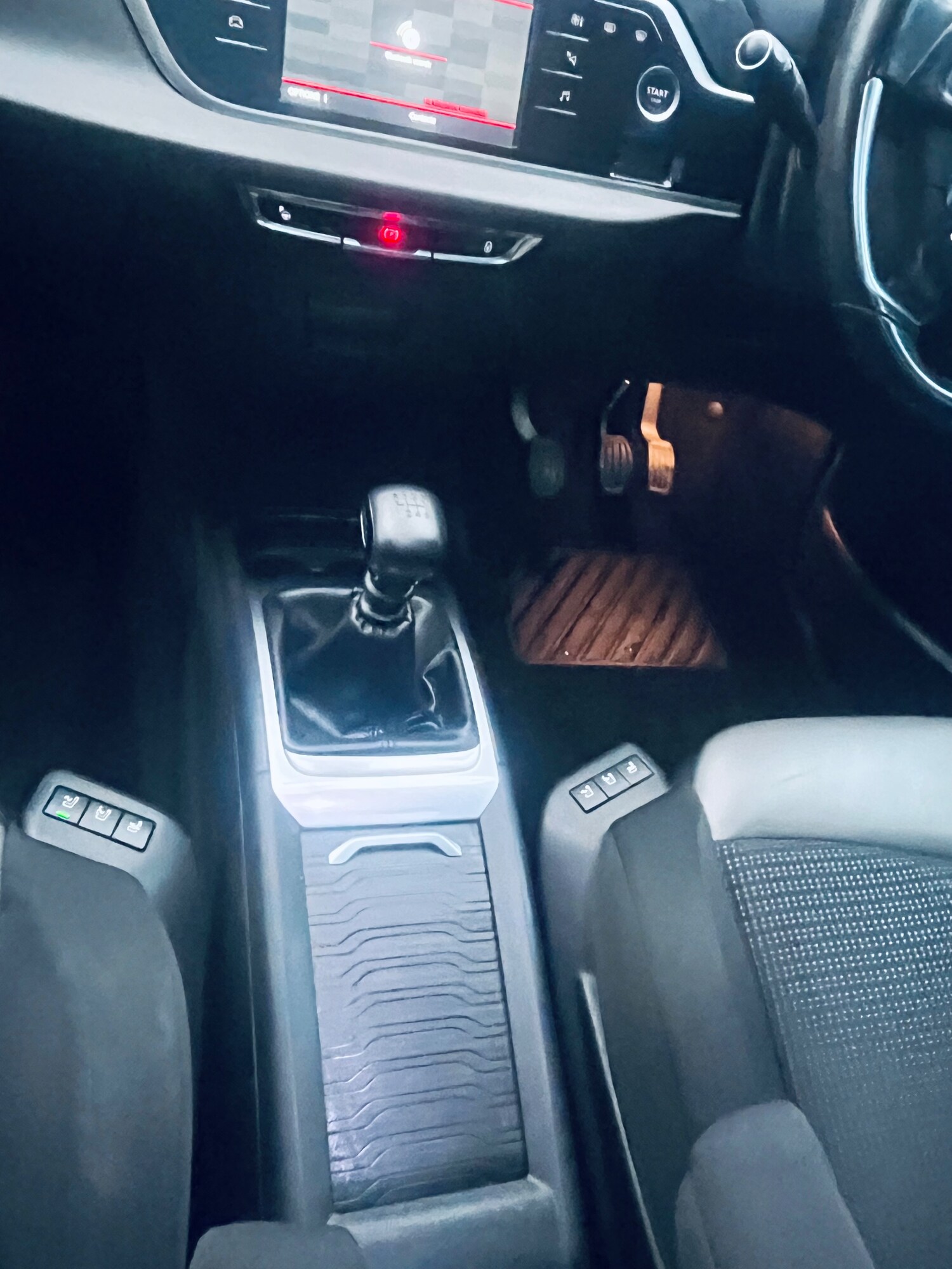 Used Citroen C4 Grand Picasso 2018 for sale - 76804312: Photo 37