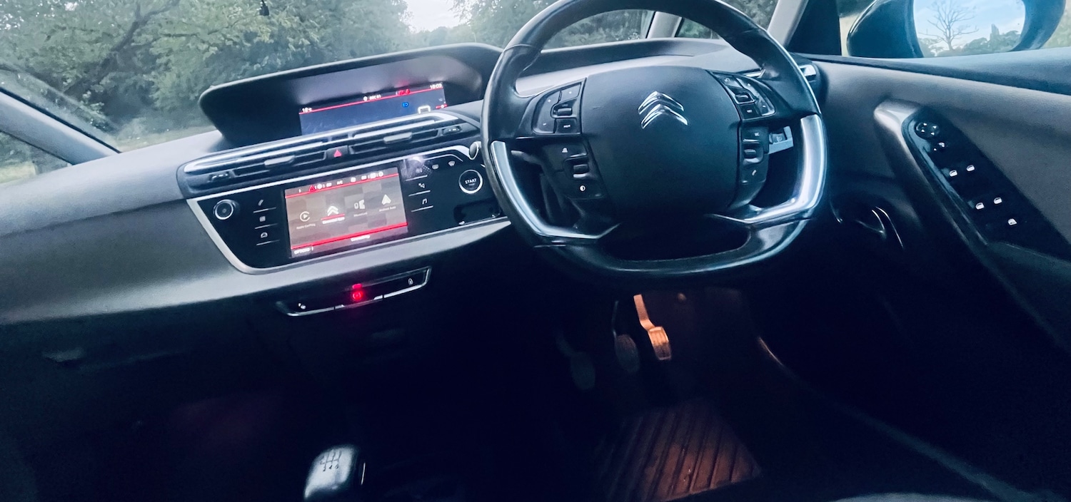 Used Citroen C4 Grand Picasso 2018 for sale - 76804312: Photo 40