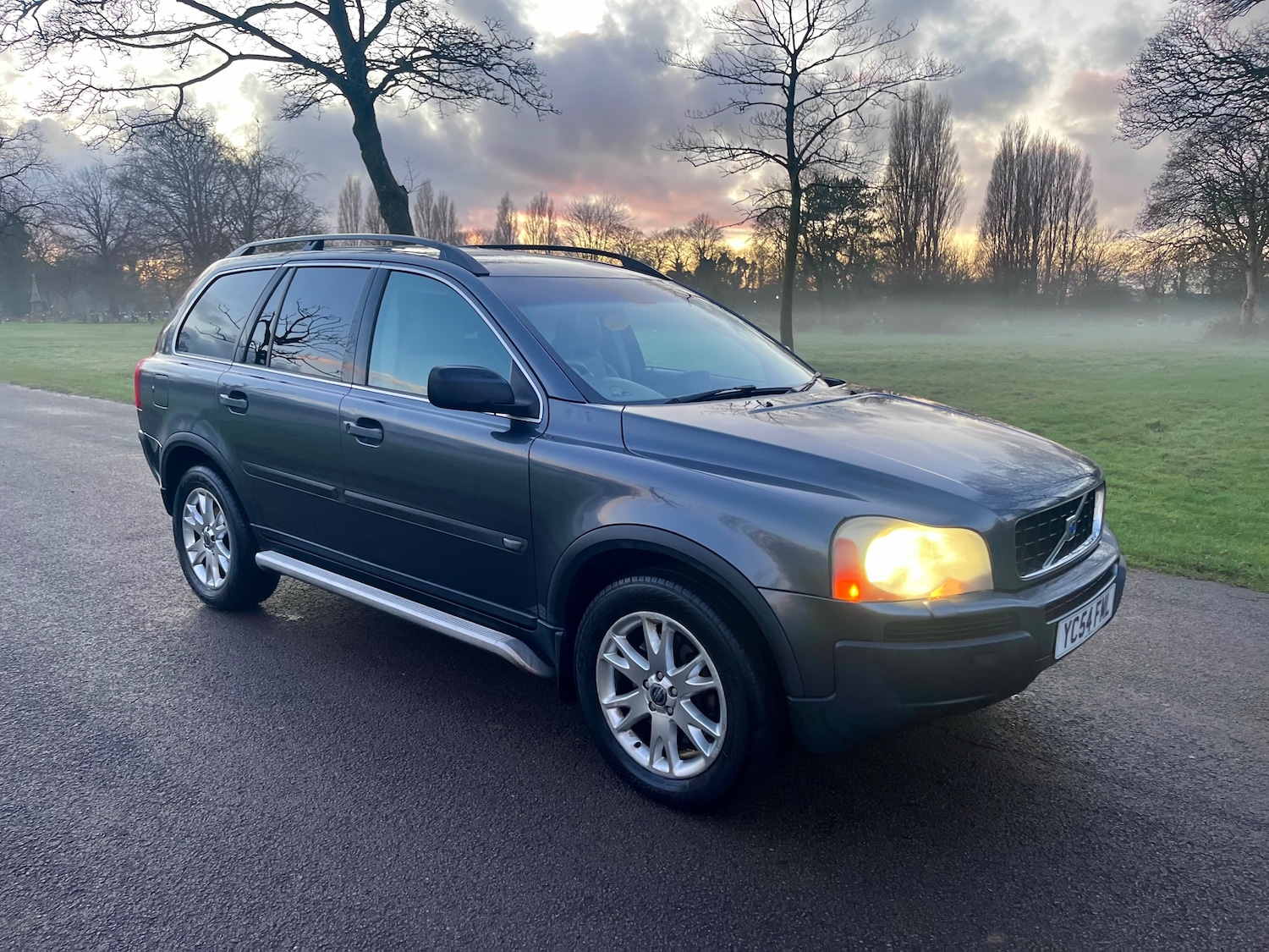 Used Volvo XC90 2004 for sale - 77011995: Photo 37