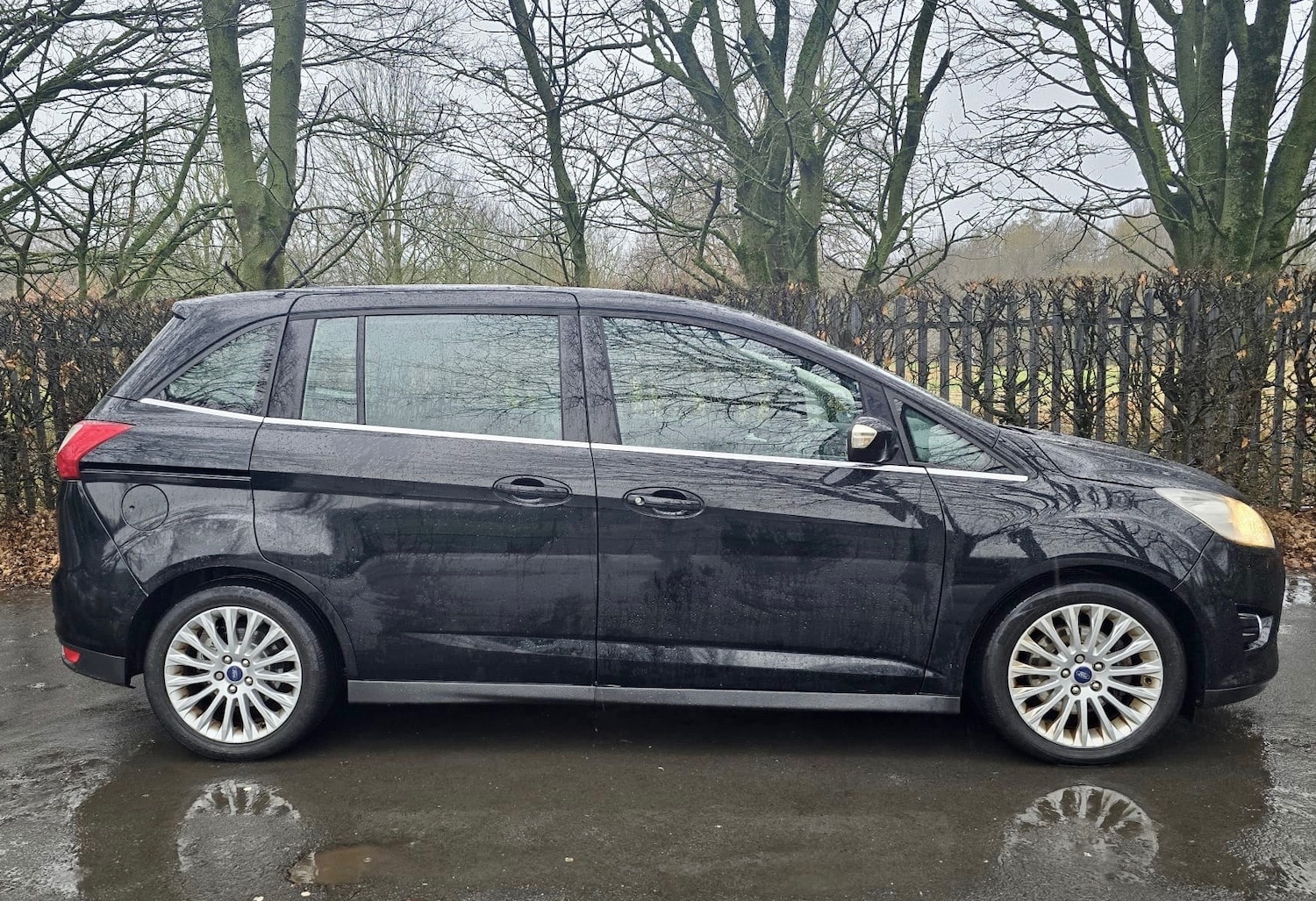 Used Ford Grand C-Max 2013 for sale - 77634738: Photo 3