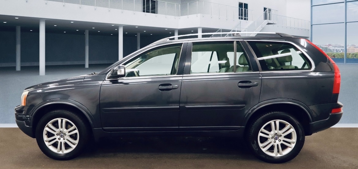 Used Volvo XC90 2010 for sale - 76546002: Photo 3