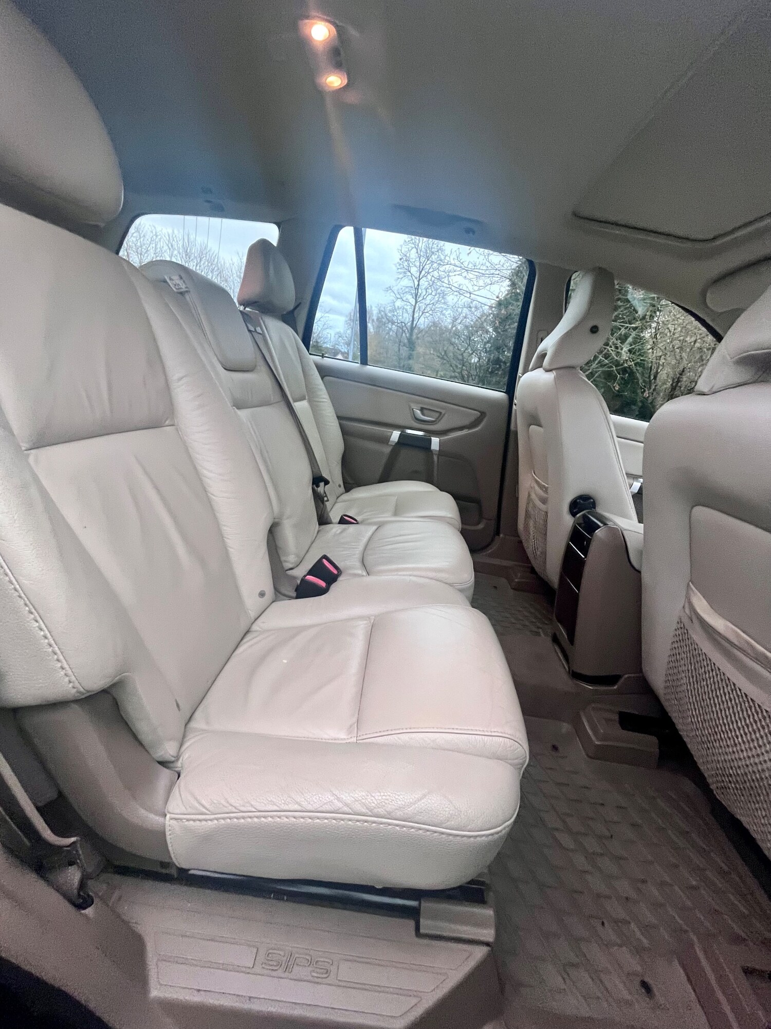 Used Volvo XC90 2010 for sale - 76546002: Photo 32