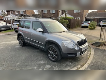 2012 (12) - 2.0 TDI CR Urban 5dr