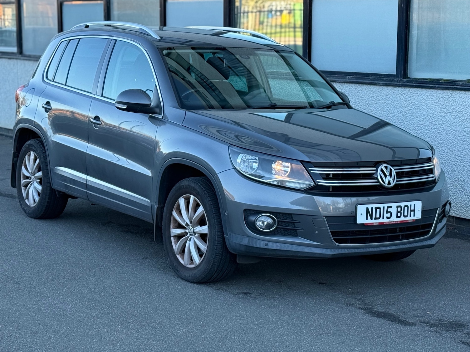 Used Volkswagen Tiguan 2015 for sale - 76759792: Photo 1