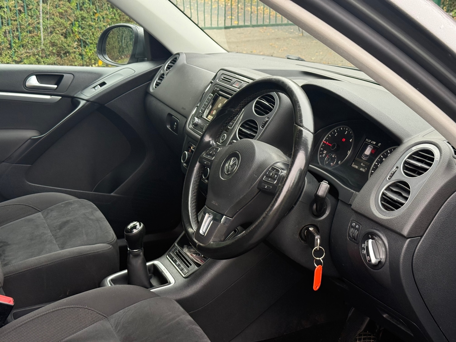 Used Volkswagen Tiguan 2015 for sale - 76759792: Photo 17