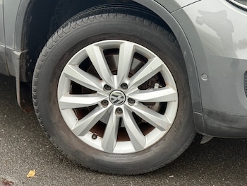 Used Volkswagen Tiguan 2015 for sale - 76759792: Photo