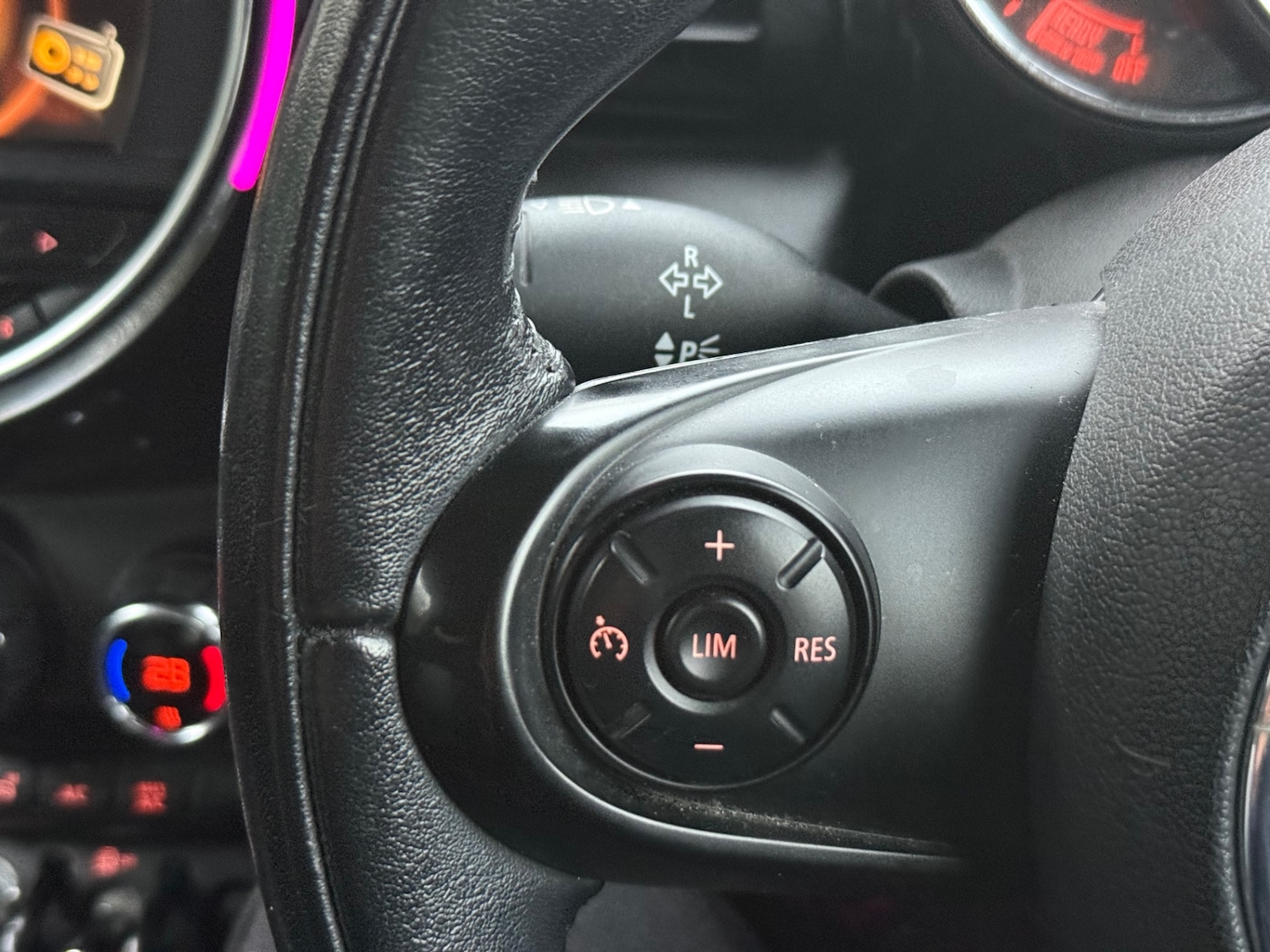 Used MINI Hatch 2015 for sale - 76862210: Photo 15