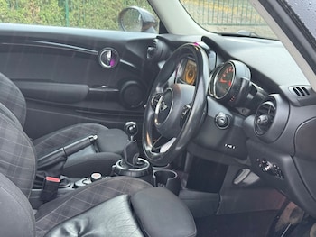 Used MINI Hatch 2015 for sale - 76862210: Photo