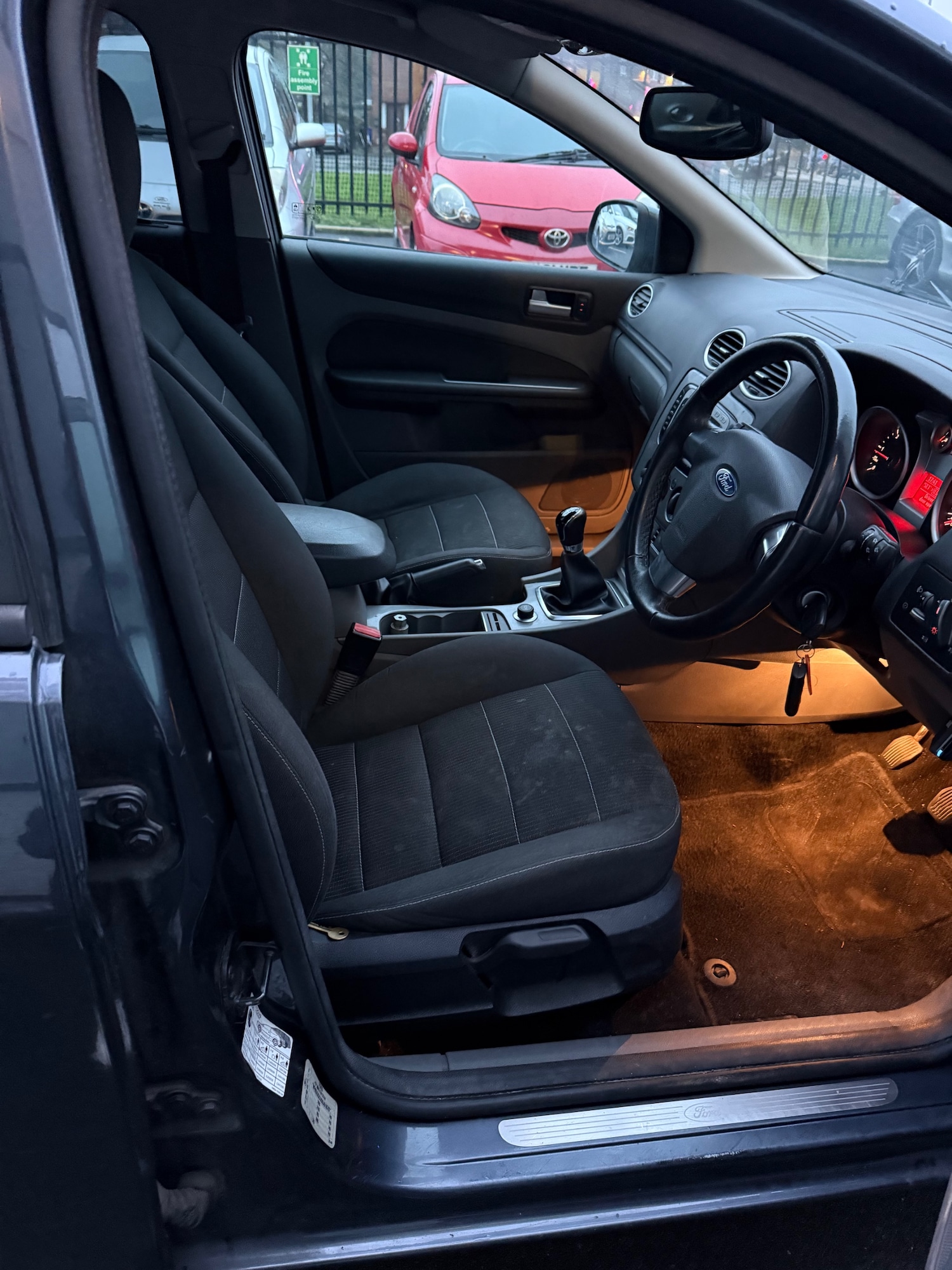 Used Ford Focus 2009 for sale - 77409820: Photo 7