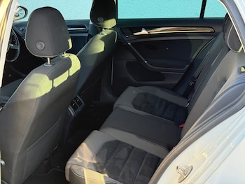 Used Volkswagen Golf 2015 for sale - 76098839: Photo 4