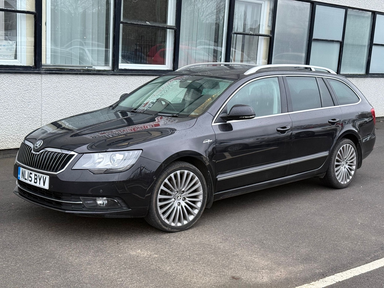 Used Skoda Superb 2015 for sale - 77426214: Photo 5