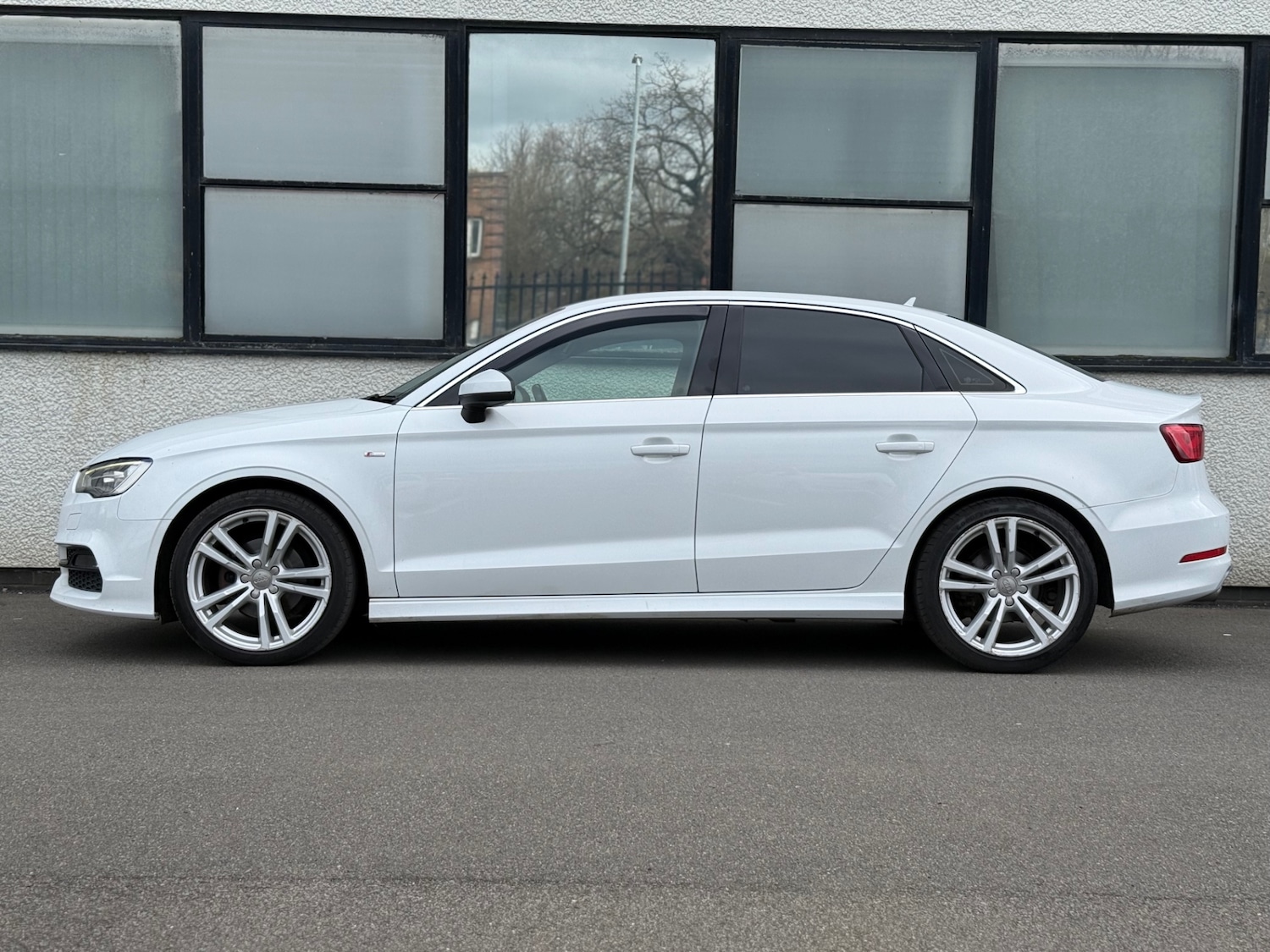 Used Audi A3 2015 for sale - 77318451: Photo 13