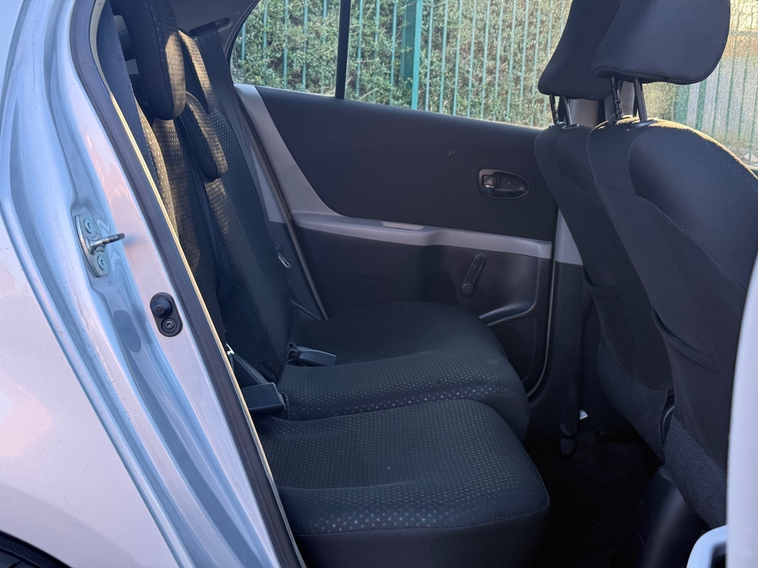 Used Toyota Yaris 2011 for sale - 77201042: Photo 14