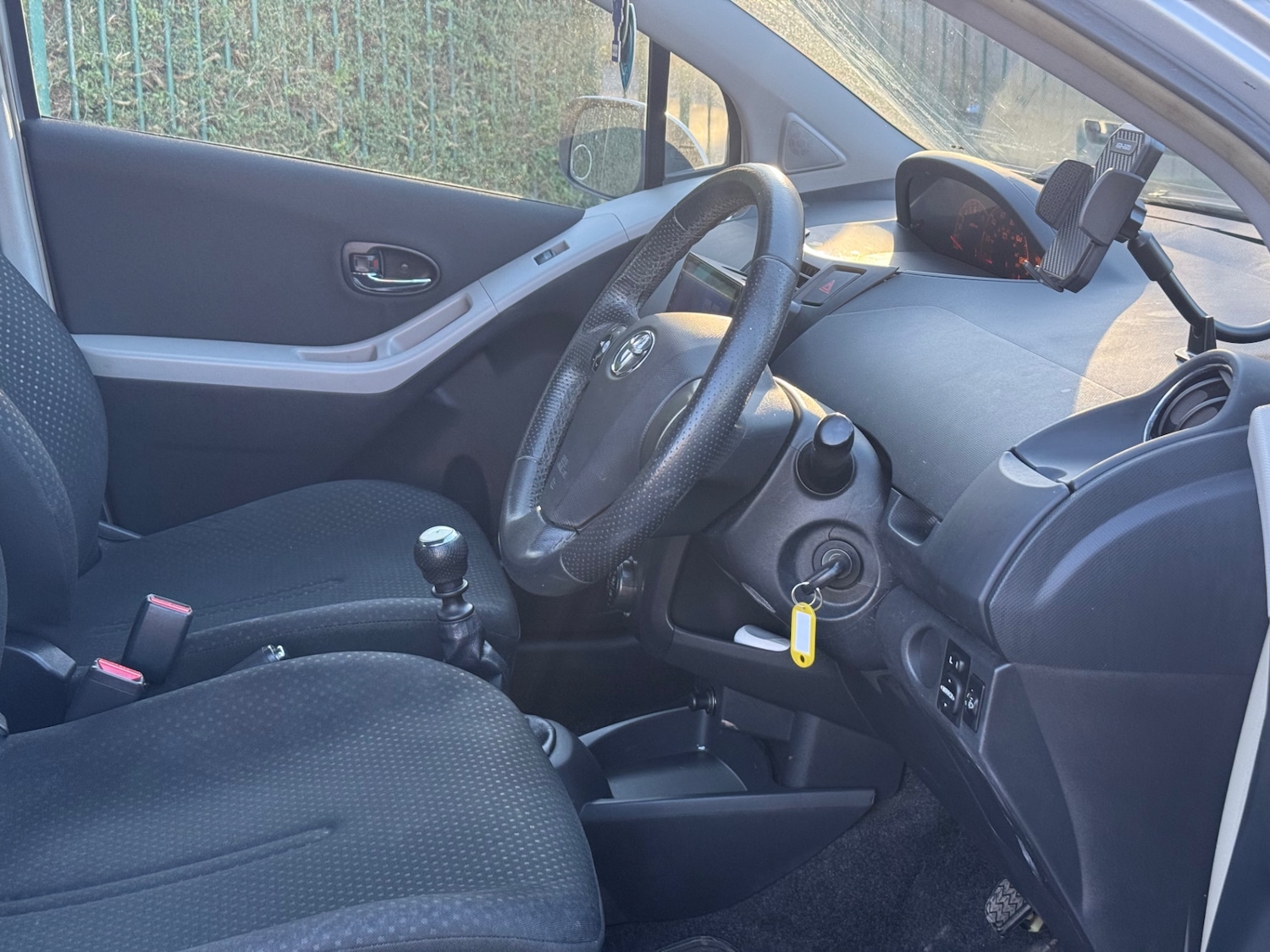 Used Toyota Yaris 2011 for sale - 77201042: Photo 15