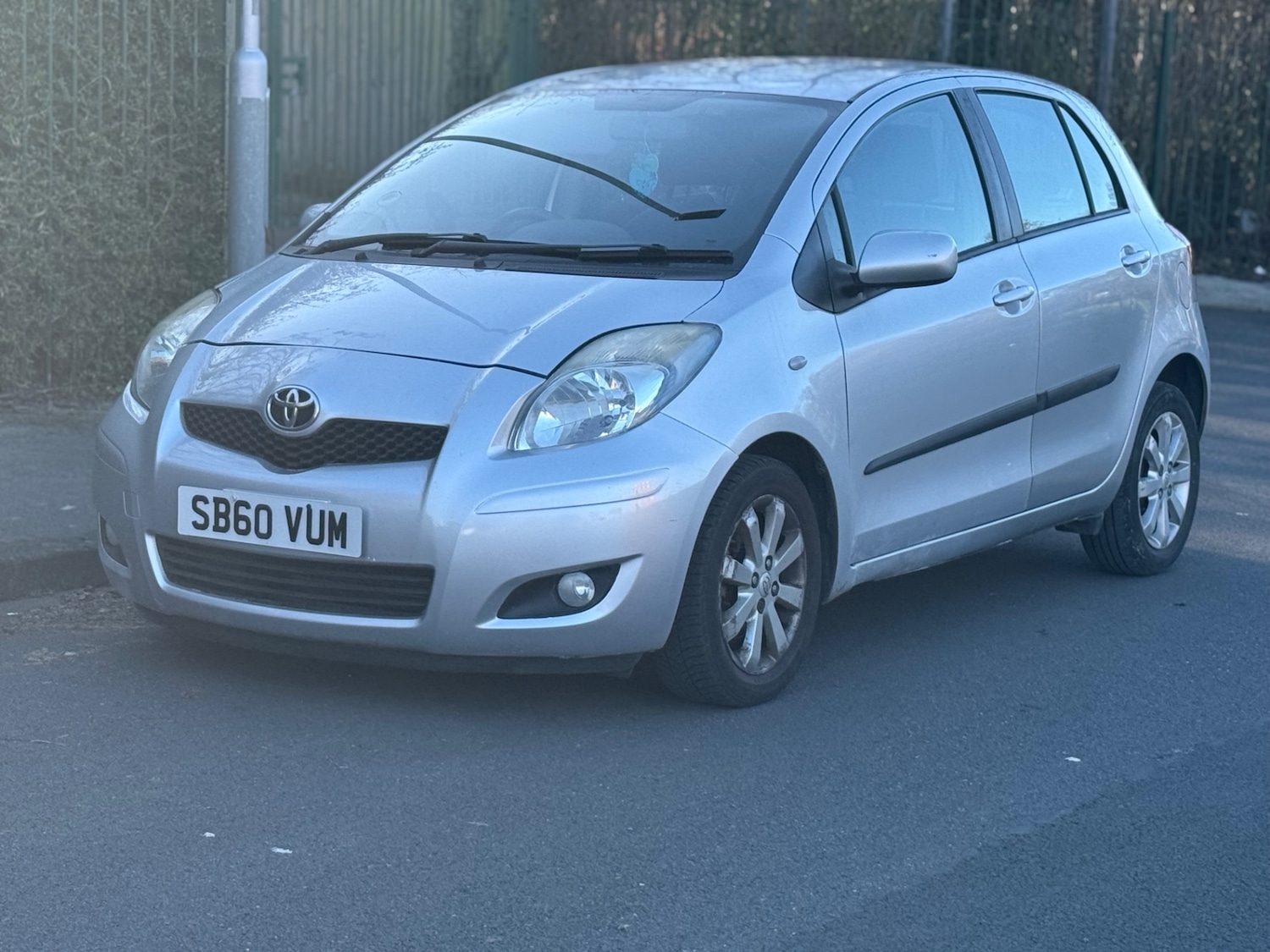 Used Toyota Yaris 2011 for sale - 77201042: Photo 4