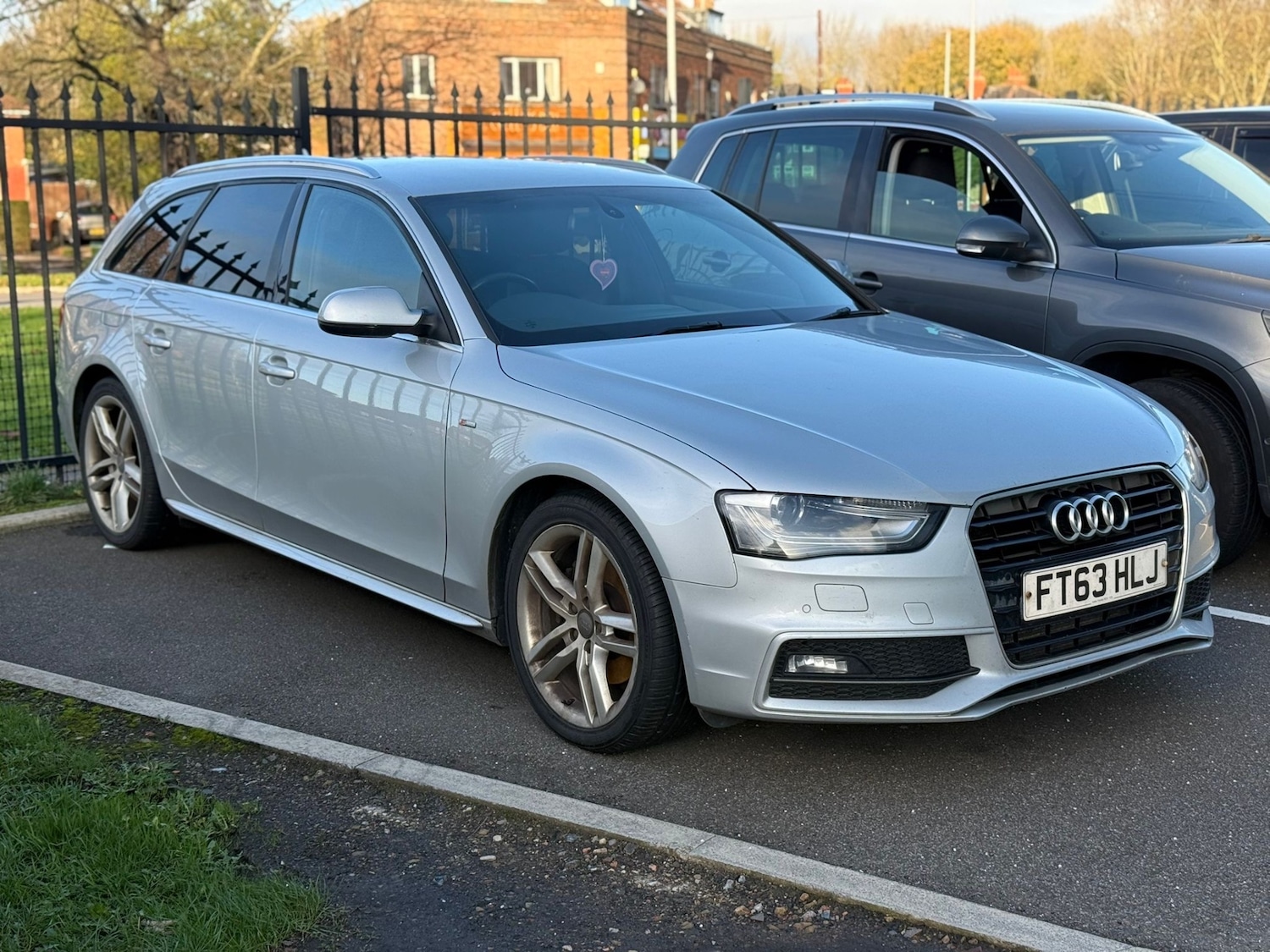 Used Audi A4 2013 for sale - 76644529: Photo 1