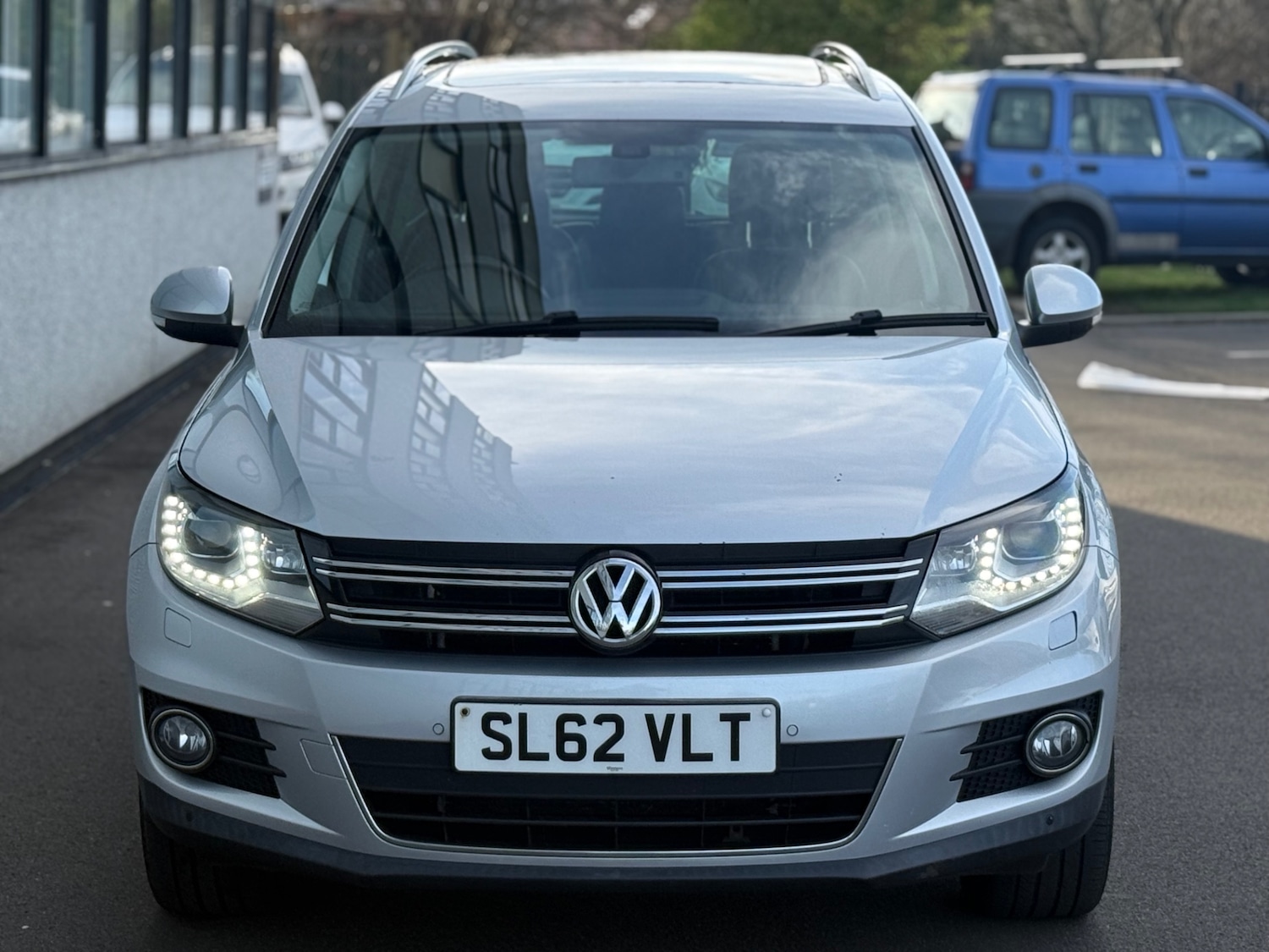 Used Volkswagen Tiguan 2012 for sale - 77669349: Photo 3
