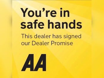 Used Volvo XC60 2015 for sale - 77669356: Photo