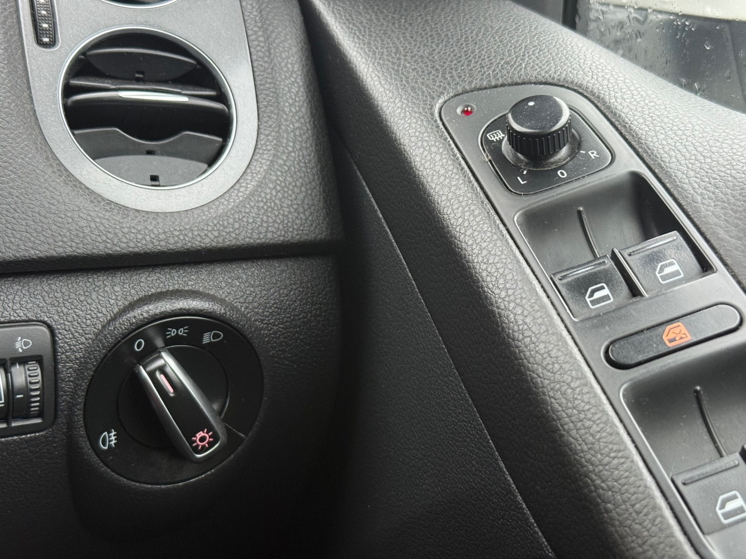 Used Volkswagen Tiguan 2013 for sale - 77610659: Photo 17