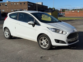 Used Ford Fiesta 2014 for sale - 78984474: Photo