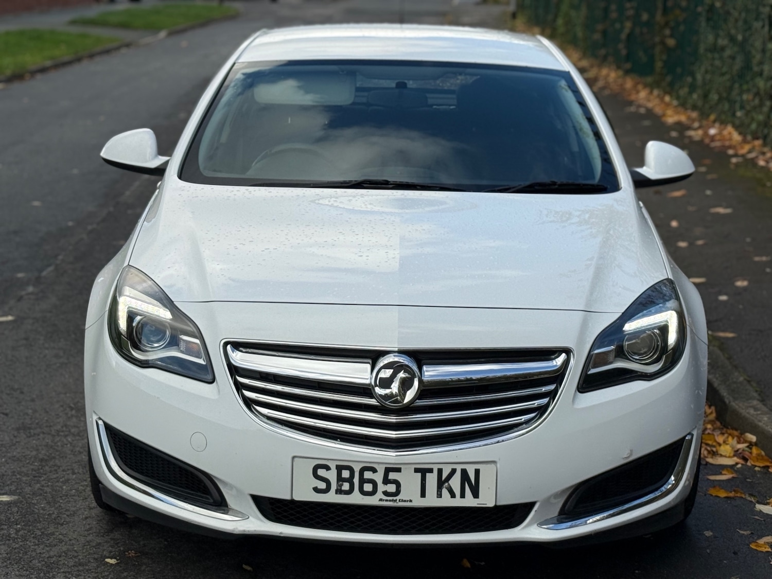 Used Vauxhall Insignia 2015 for sale - 76497077: Photo 2