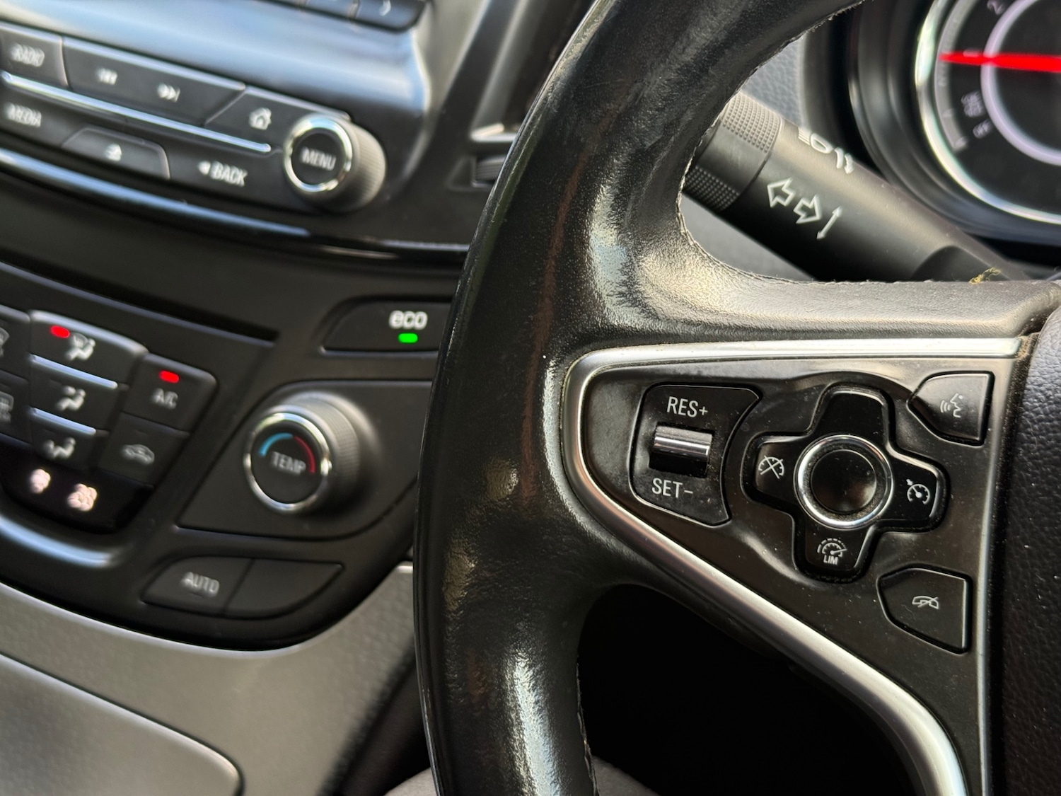 Used Vauxhall Insignia 2015 for sale - 76497077: Photo 20