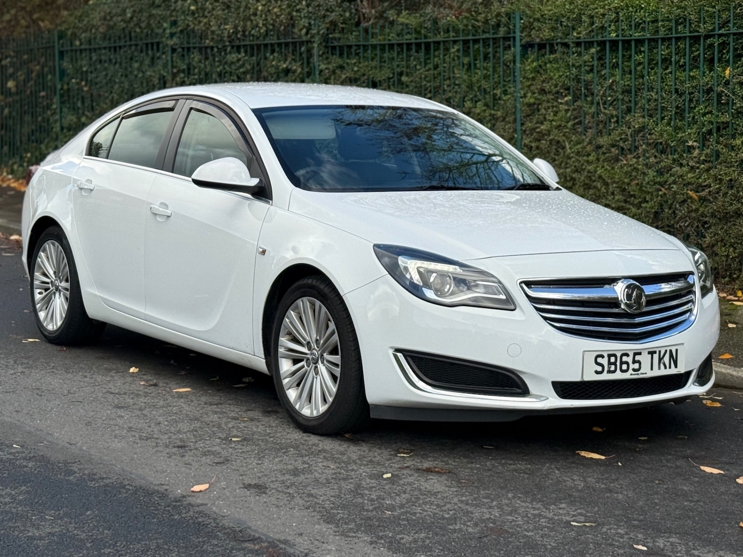 Used Vauxhall Insignia 2015 for sale - 76497077: Photo 4