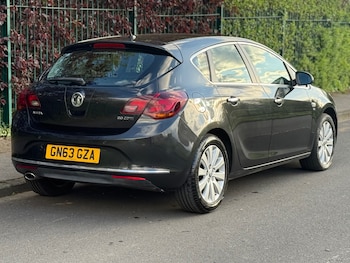 Used Vauxhall Astra 2013 for sale - 78324476: Photo