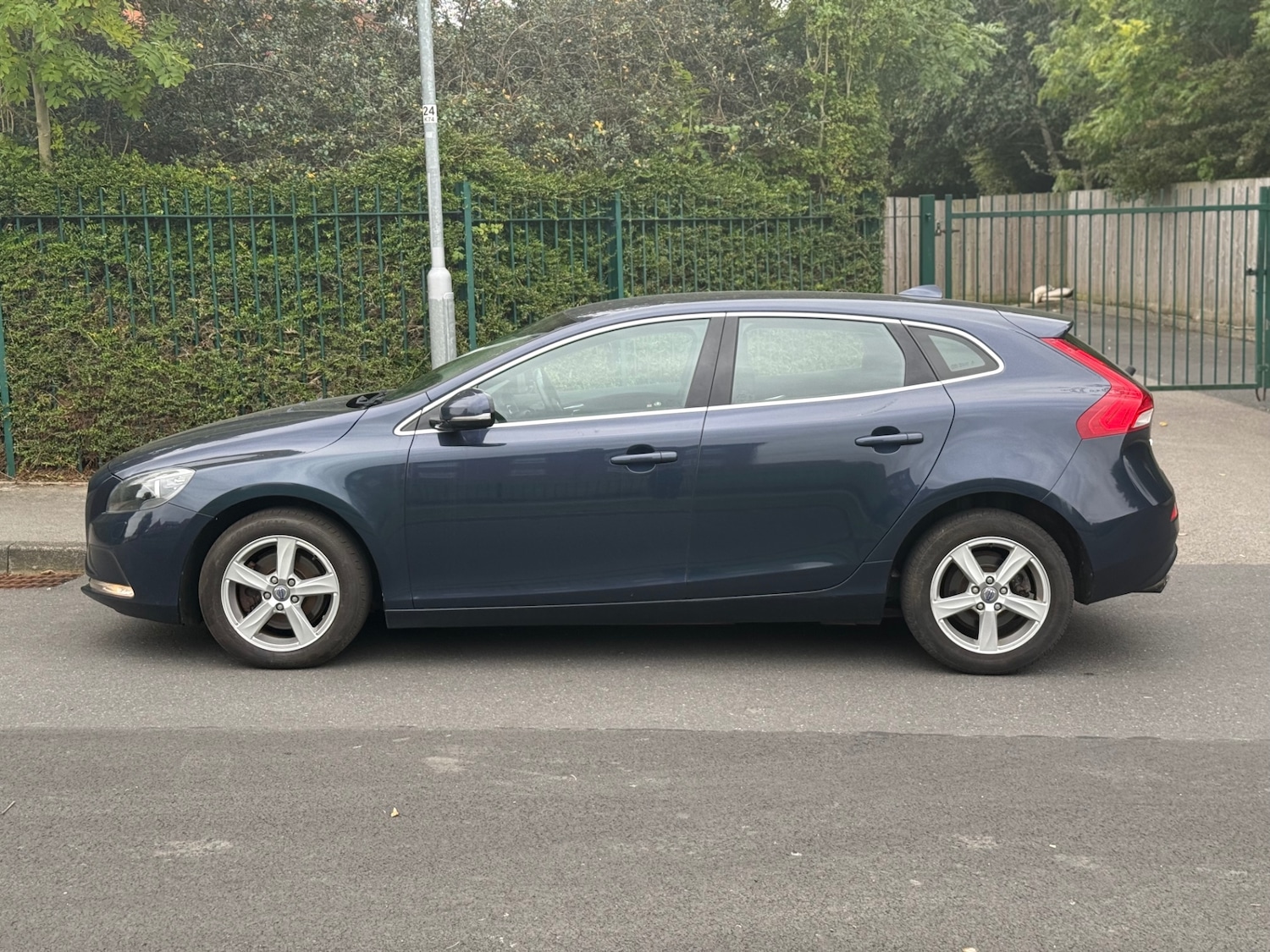 Used Volvo V40 2013 for sale - 76082854: Photo 12