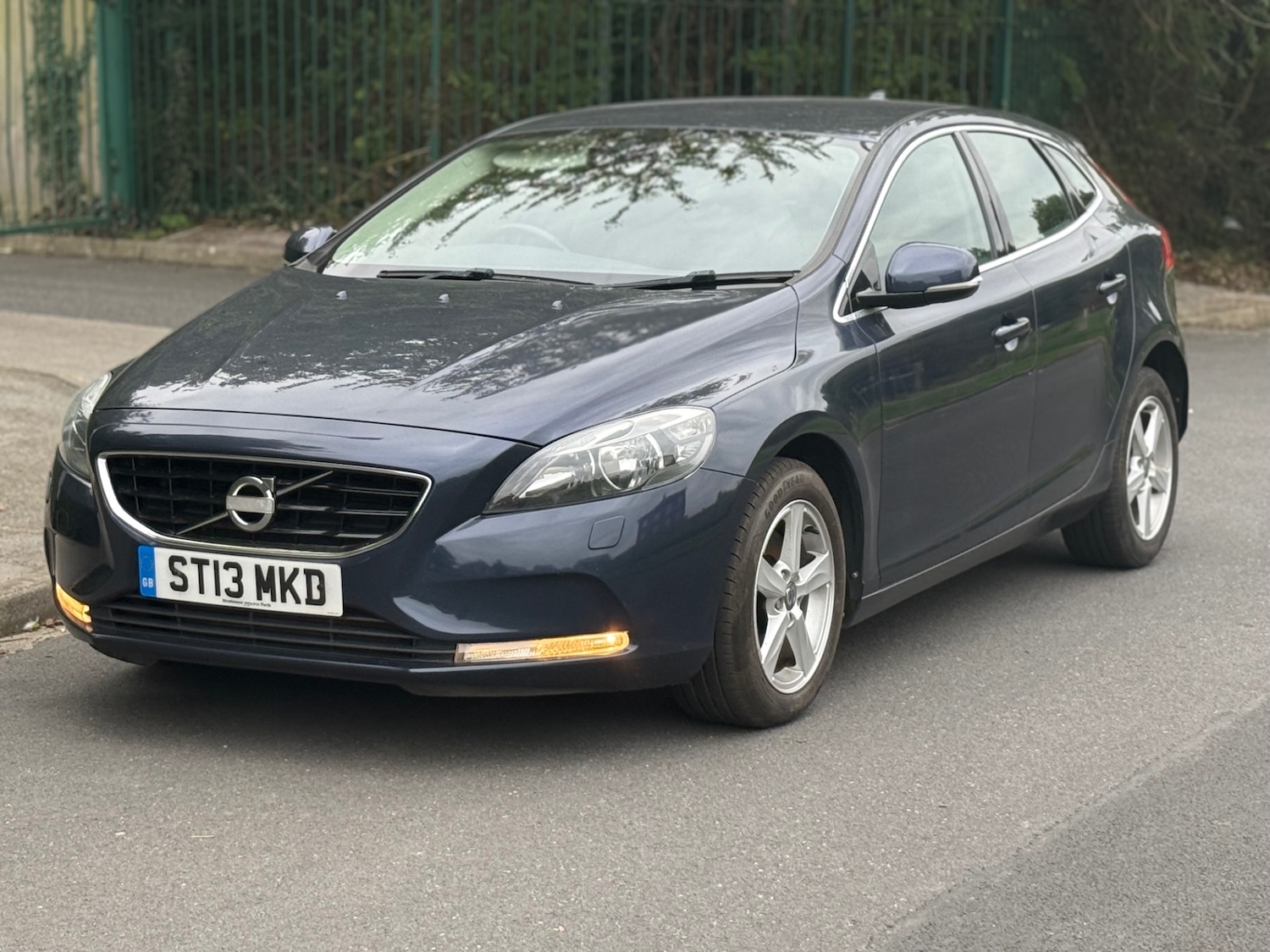 Used Volvo V40 2013 for sale - 76082854: Photo 13