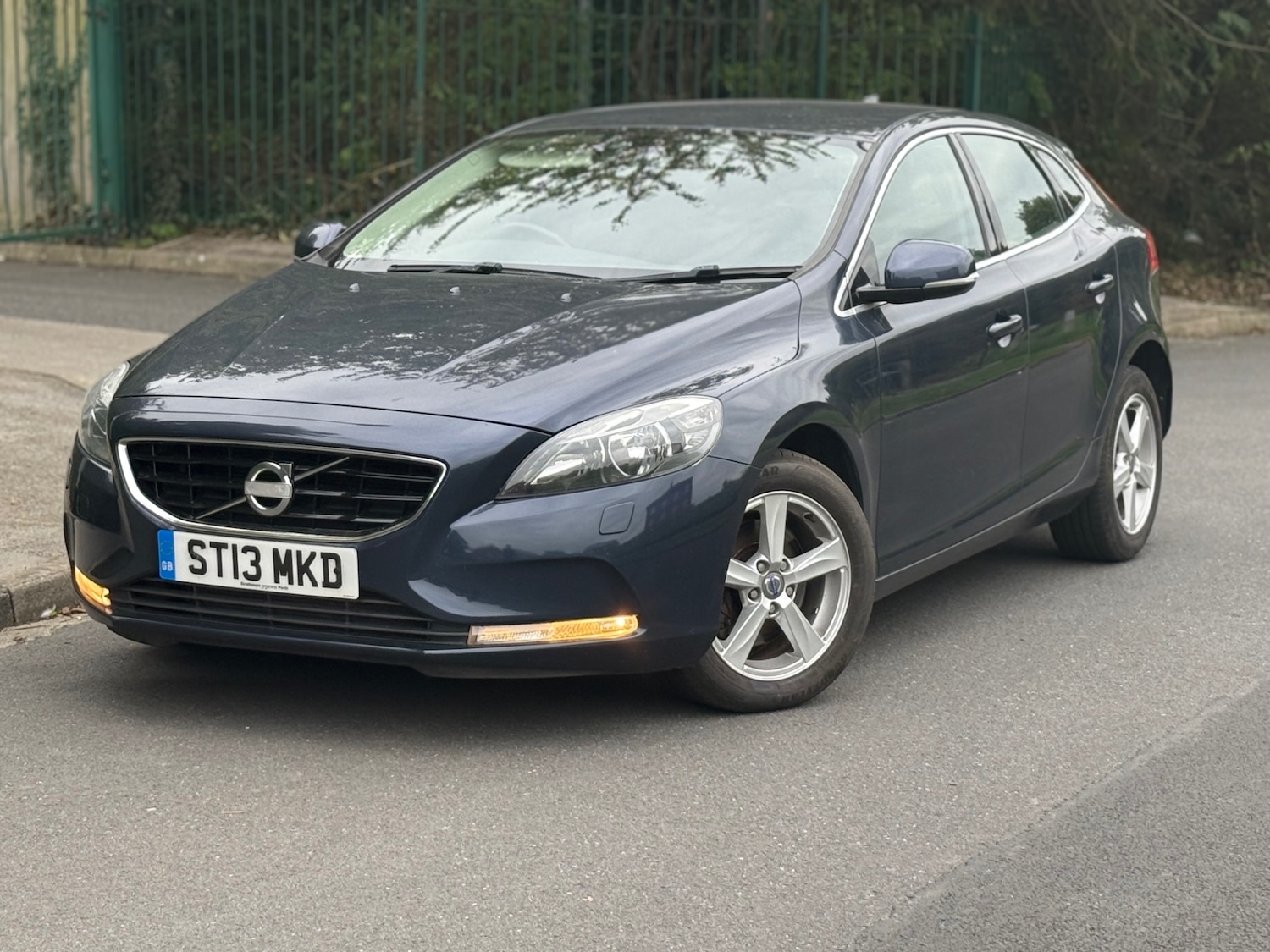 Used Volvo V40 2013 for sale - 76082854: Photo 14