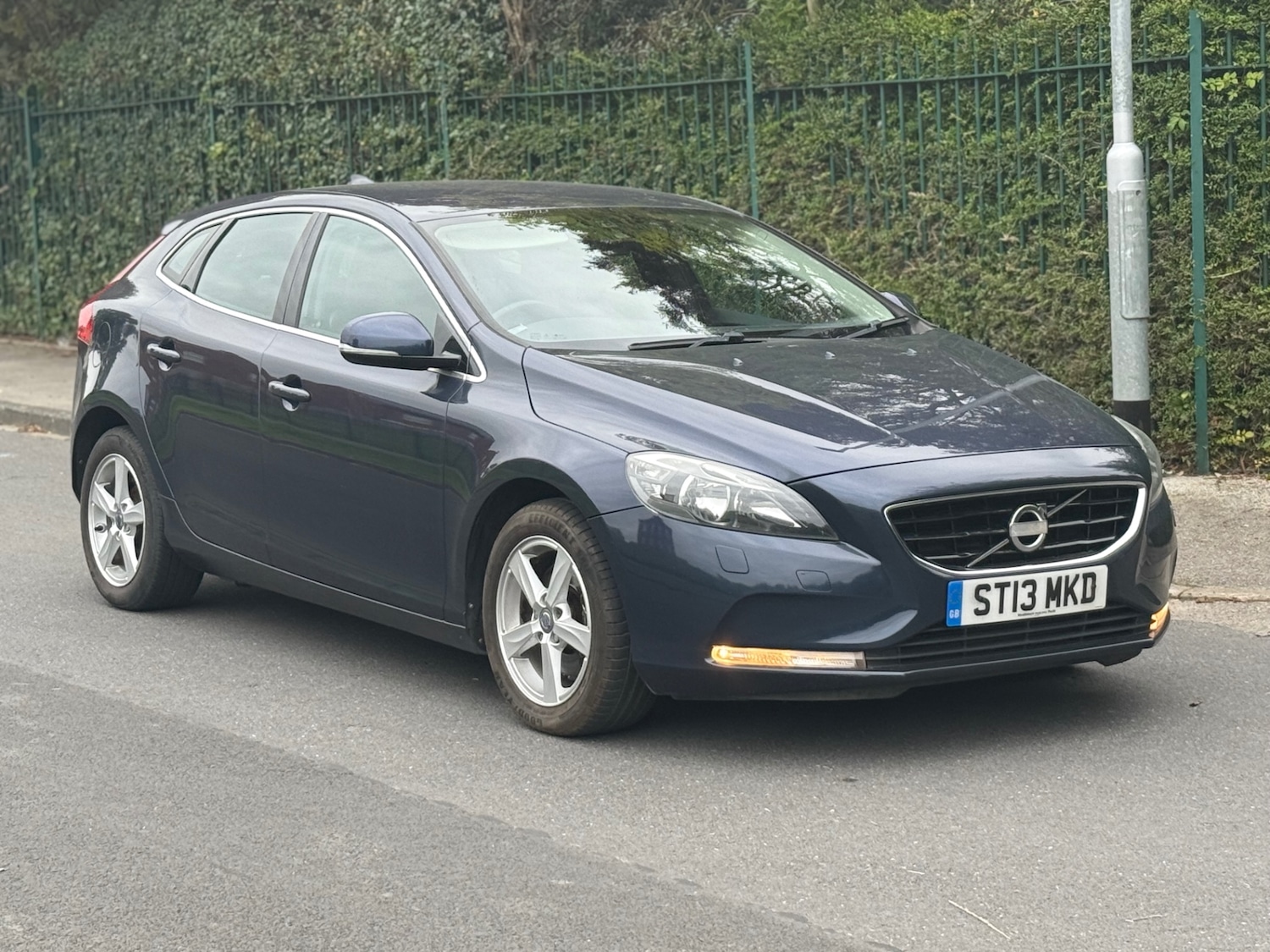 Used Volvo V40 2013 for sale - 76082854: Photo 5